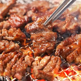 마포나루터 유기헌장인 원조 돼지 양념 목전지 왕구이 500g X 2팩(총 1kg) (9,270원/무료)